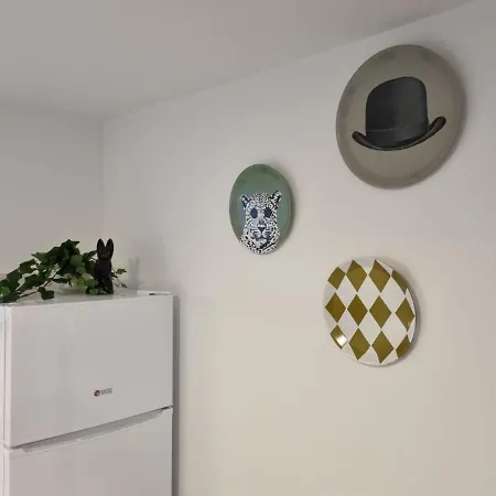 Appartement Bowler Hat *